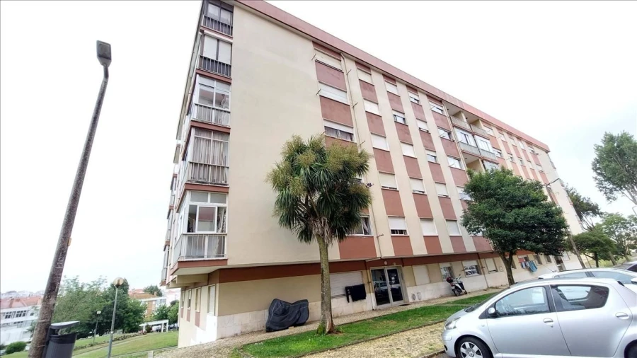 Apartamento T2 para Venda em Rio de Mouro Foto 20