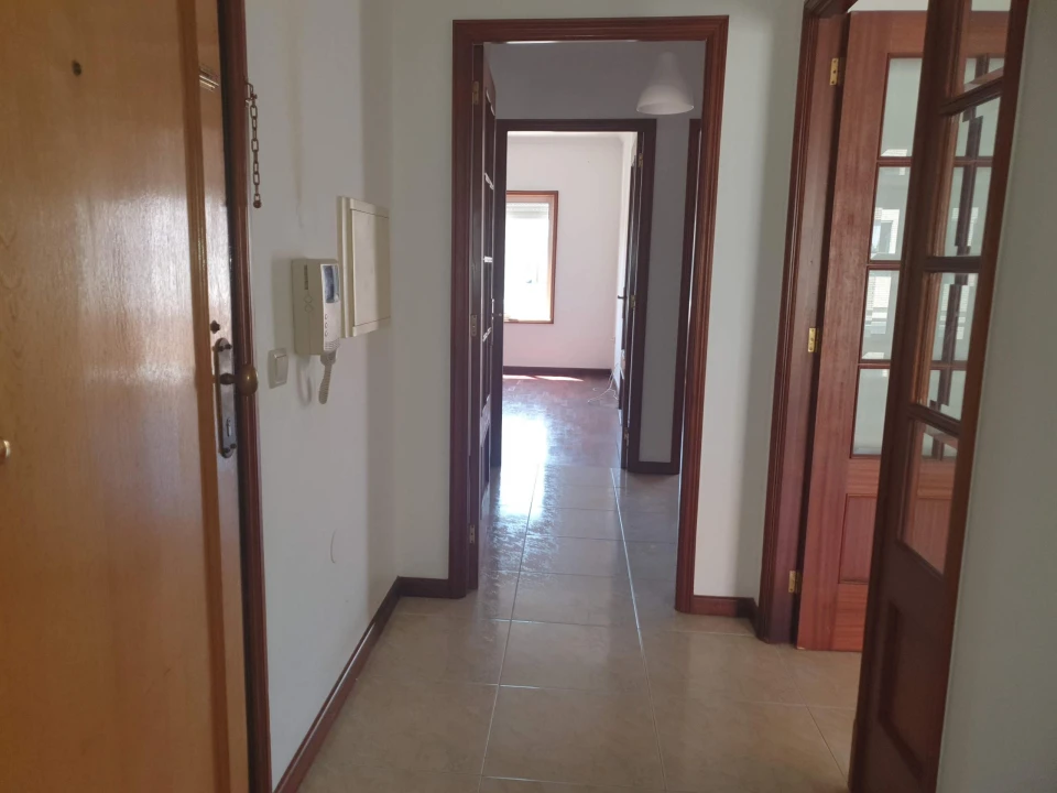 Apartamento T2 para Venda em Madalena Foto 2
