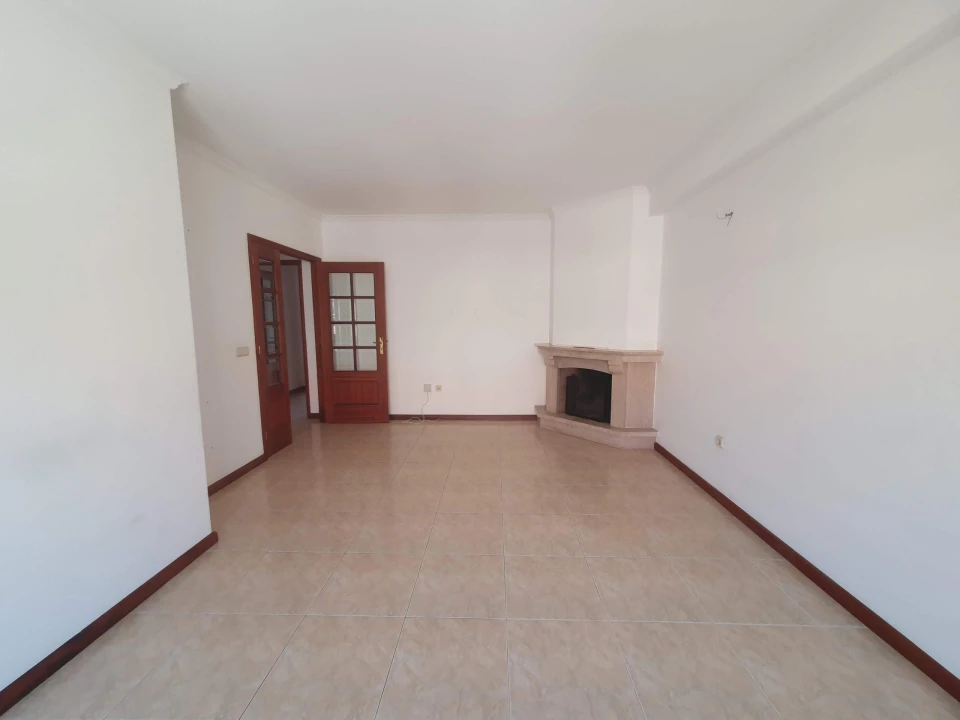 Apartamento T2 para Venda em Madalena Foto 3