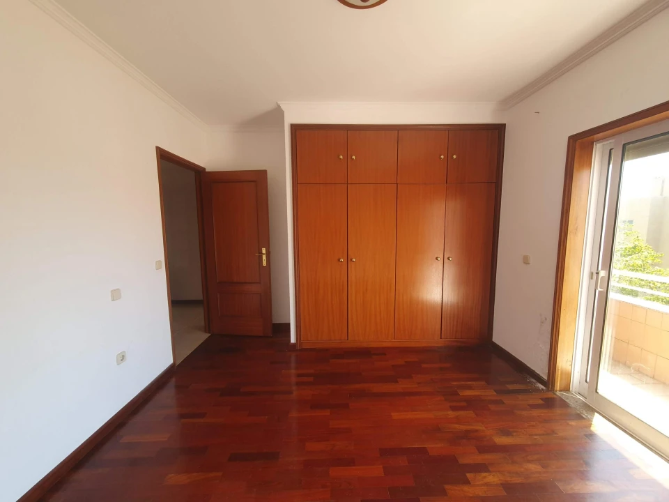 Apartamento T2 para Venda em Madalena Foto 8