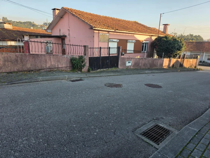 Moradia T3 para Venda em Santa Maria da Feira, Travanca, Sanfins e Espargo Foto 5