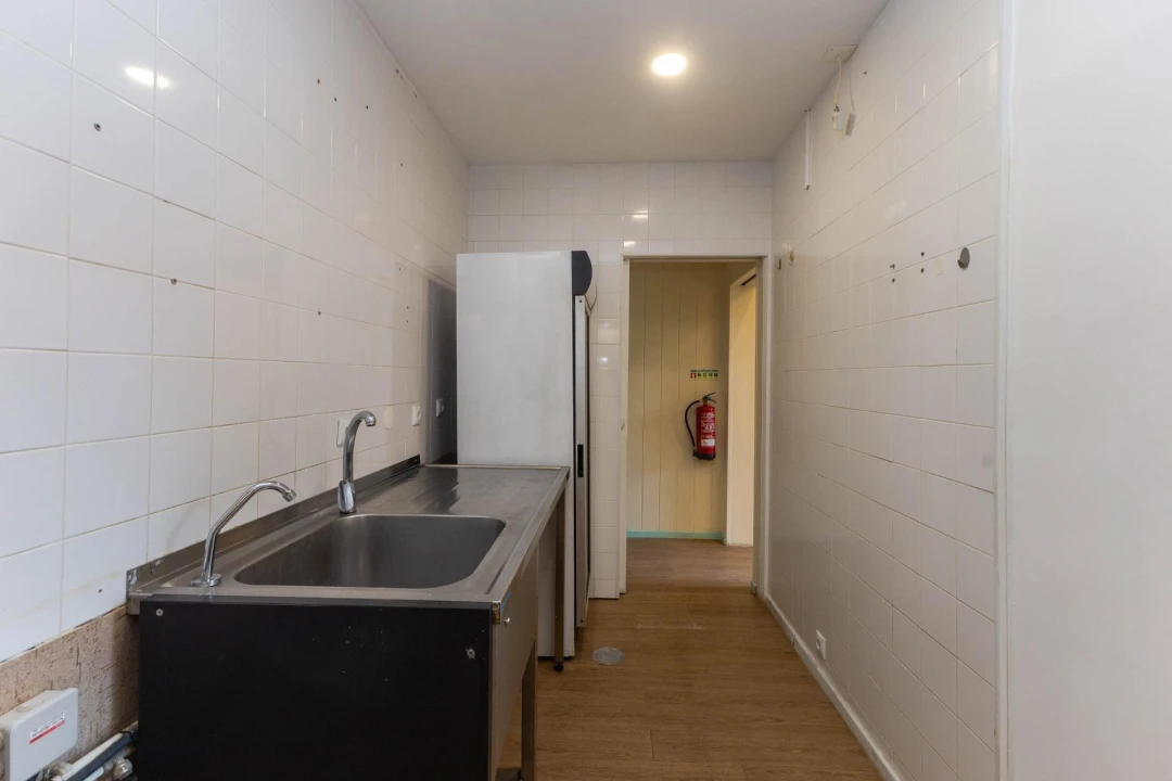 Negócio para Venda em Ramalde Foto 10