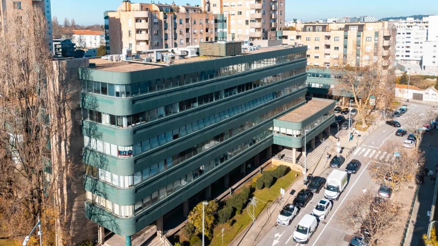 Negócio para Arrendamento em Ramalde Foto 6