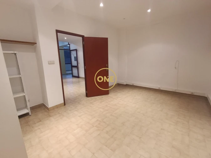 Loja para Venda em Moimenta Foto 9