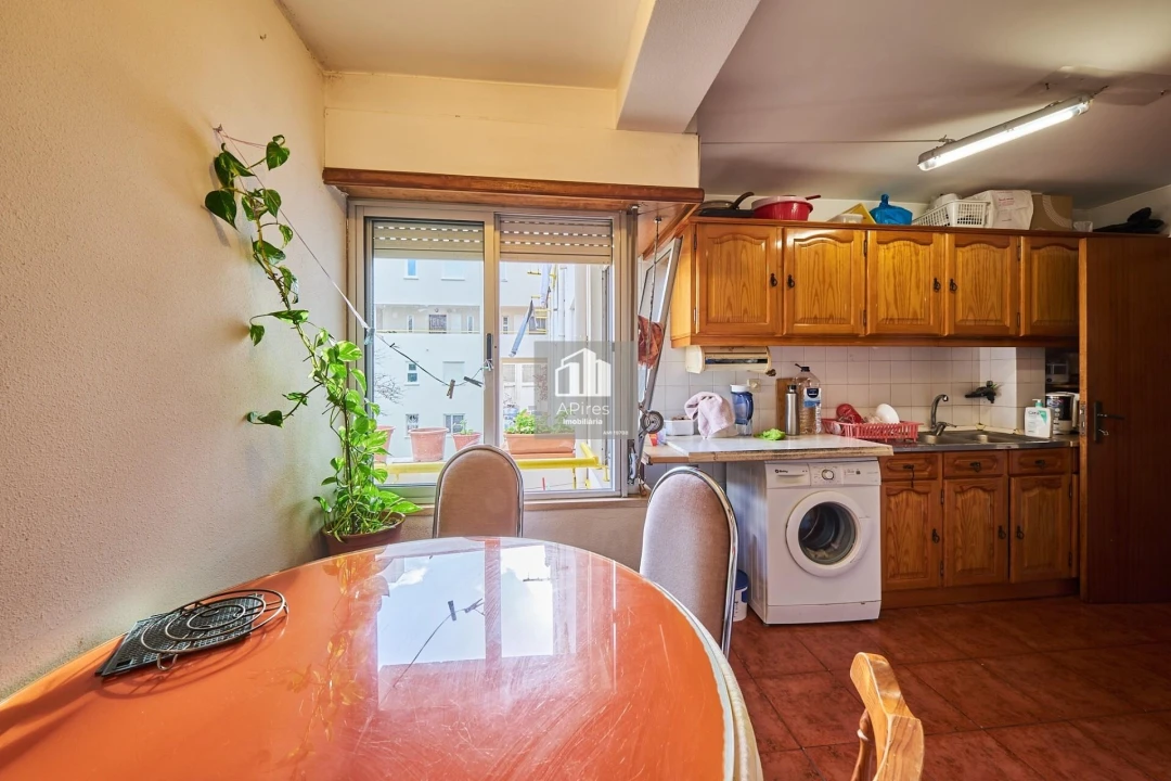 Apartamento T2 para Venda em Costa da Caparica Foto 1