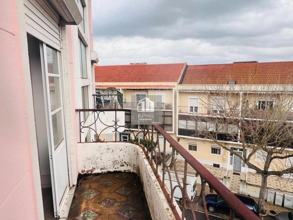 Apartamento T1 para Venda em Almada, Cova da Piedade, Pragal e Cacilhas Foto 16
