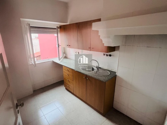 Apartamento T1 para Venda em Almada, Cova da Piedade, Pragal e Cacilhas Foto 11