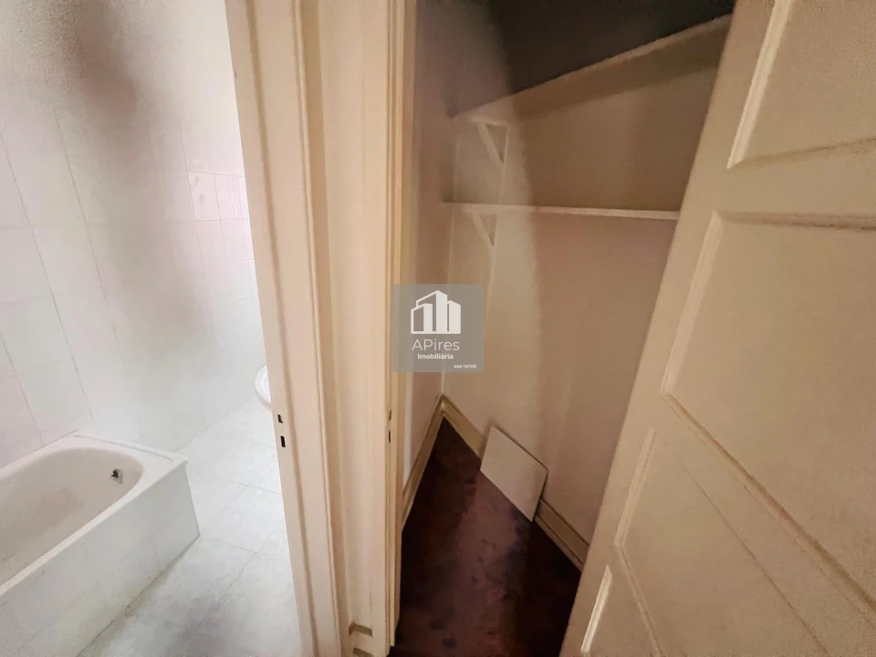 Apartamento T1 para Venda em Almada, Cova da Piedade, Pragal e Cacilhas Foto 15