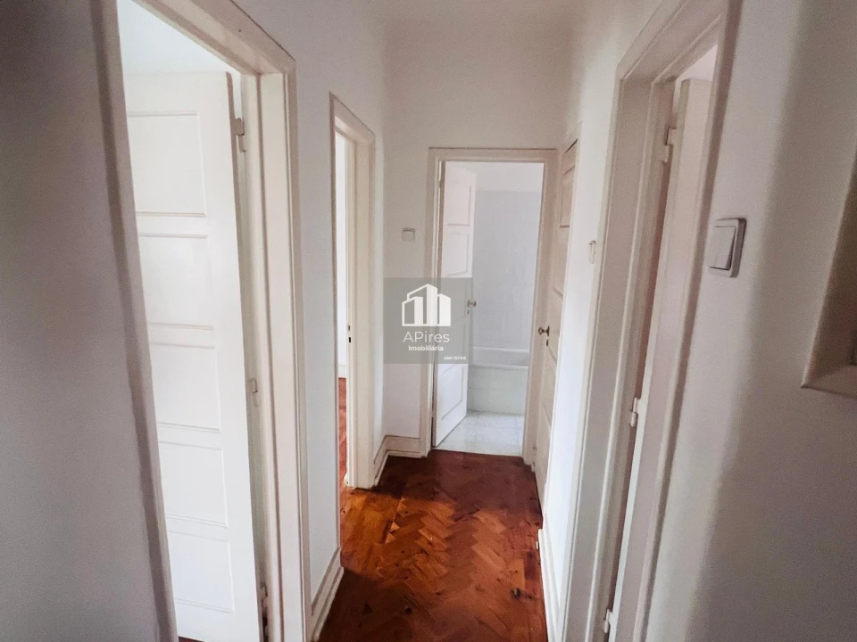 Apartamento T1 para Venda em Almada, Cova da Piedade, Pragal e Cacilhas Foto 7