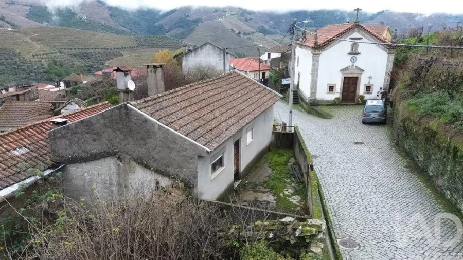 Moradia T2 para Venda em Vilarinho de São Romão Foto 9