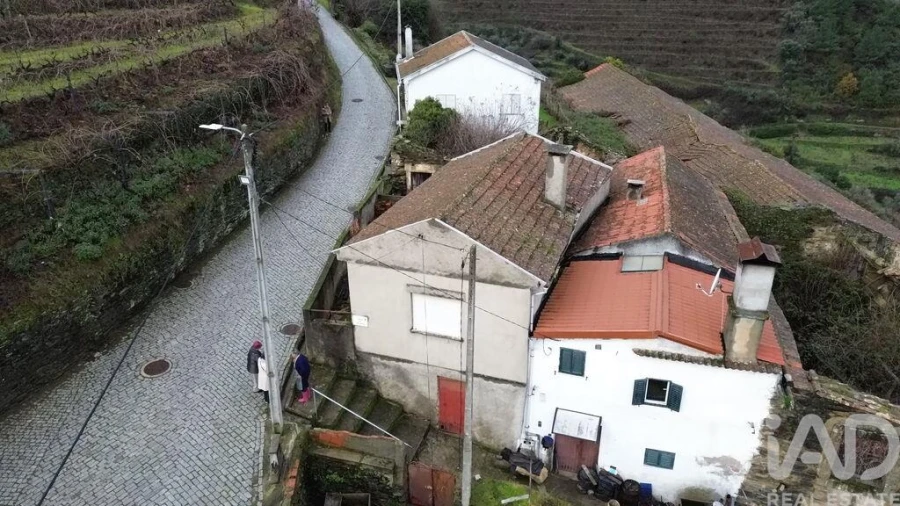 Moradia T2 para Venda em Vilarinho de São Romão Foto 5