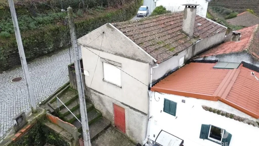 Moradia T2 para Venda em Vilarinho de São Romão Foto 8