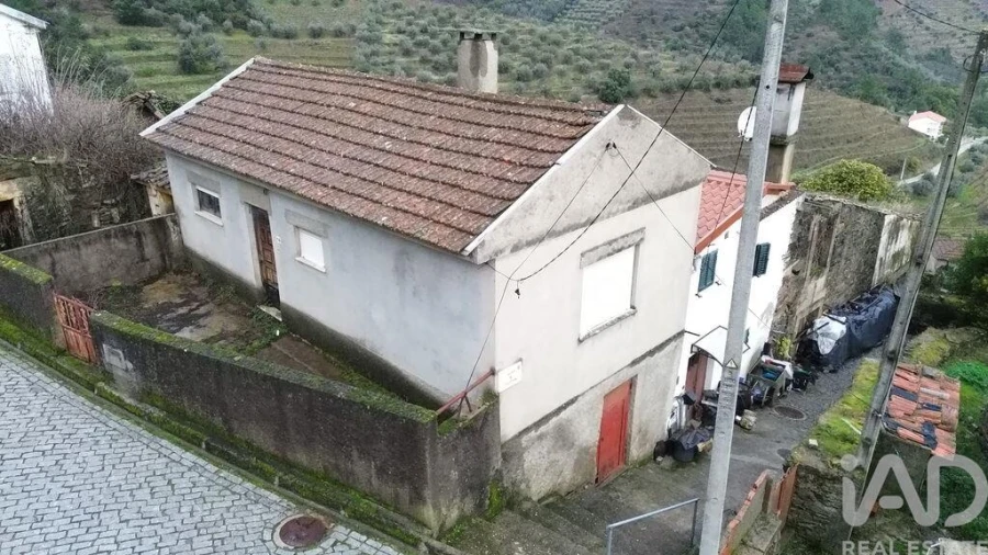 Moradia T2 para Venda em Vilarinho de São Romão Foto 7