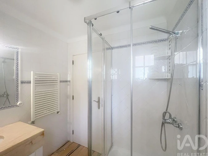 Moradia T3 para Arrendamento em Carvoeira Foto 28