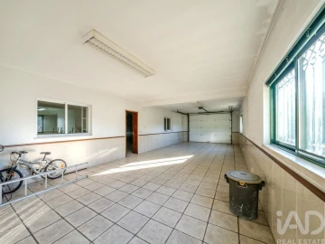 Moradia T6 para Venda em Santa Eufémia e Boa Vista