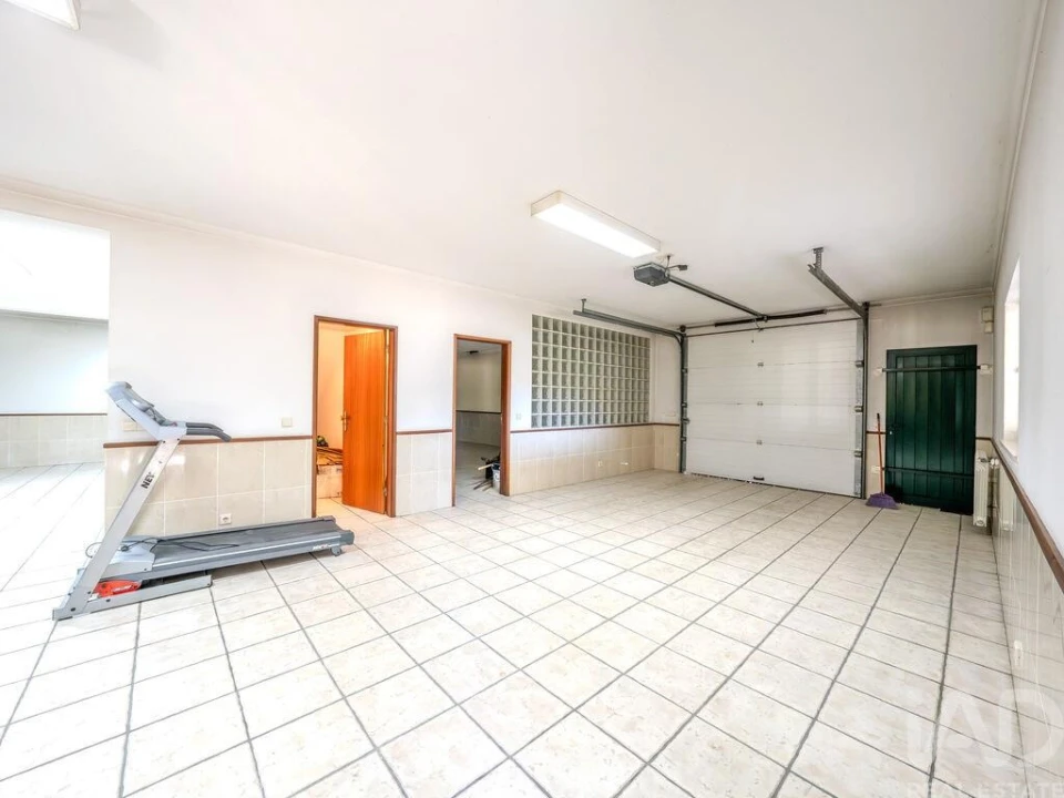Moradia T6 para Venda em Santa Eufémia e Boa Vista Foto 24