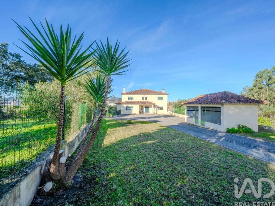 Moradia T6 para Venda em Santa Eufémia e Boa Vista Foto 33