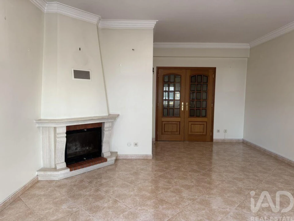 Apartamento T2 para Arrendamento em São Pedro de Tomar Foto 3