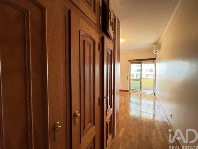 Apartamento T2 para Arrendamento em São Pedro de Tomar Foto 5