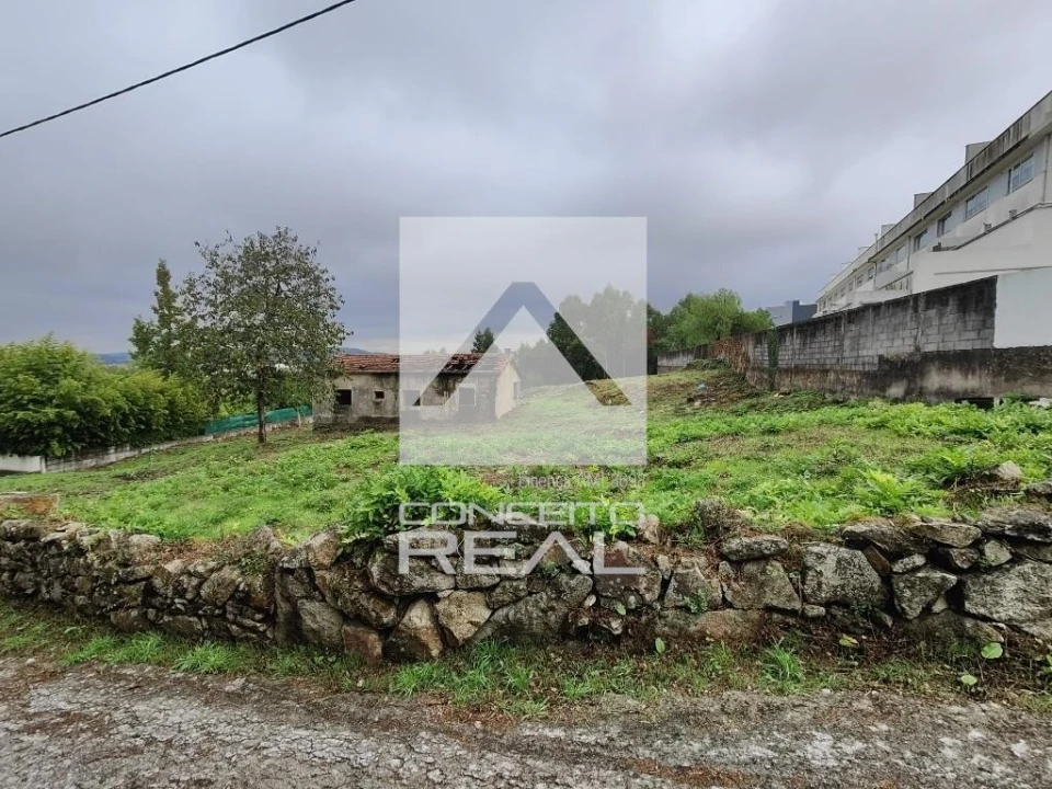 Terreno para Venda em Cidade da Maia Foto 7