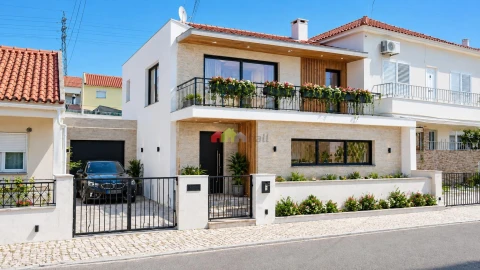 Moradia T4 para Venda em Setubal (São Sebastião)