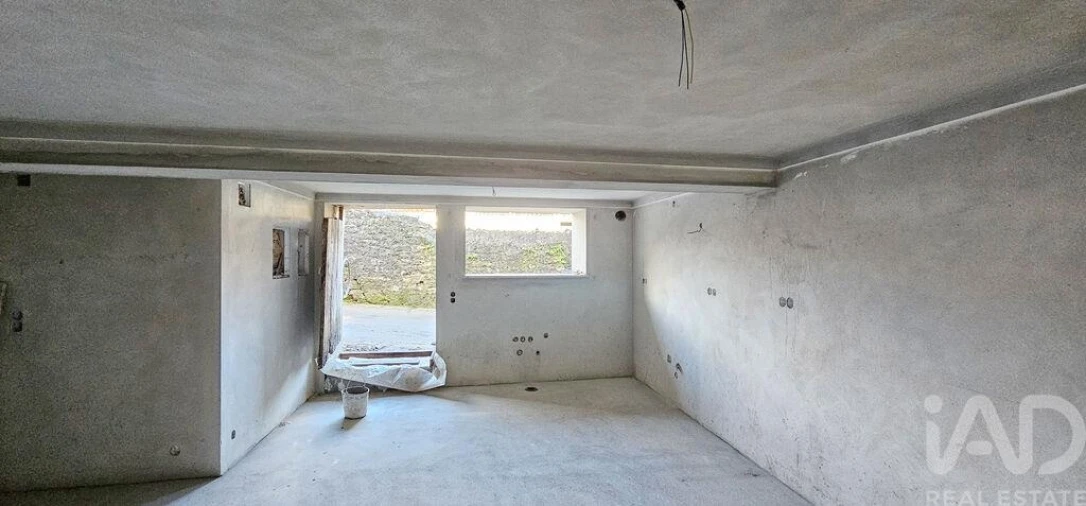 Moradia T3 para Venda em São Miguel, Santa Eufémia e Rabaçal Foto 5