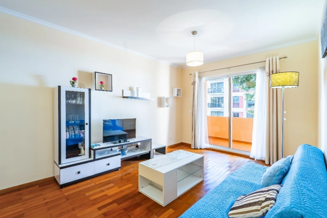 Apartamento T1 para Venda em Santo Antonio Foto 3