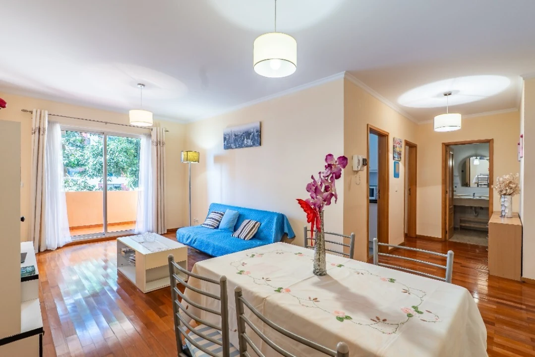 Apartamento T1 para Venda em Santo Antonio Foto 7