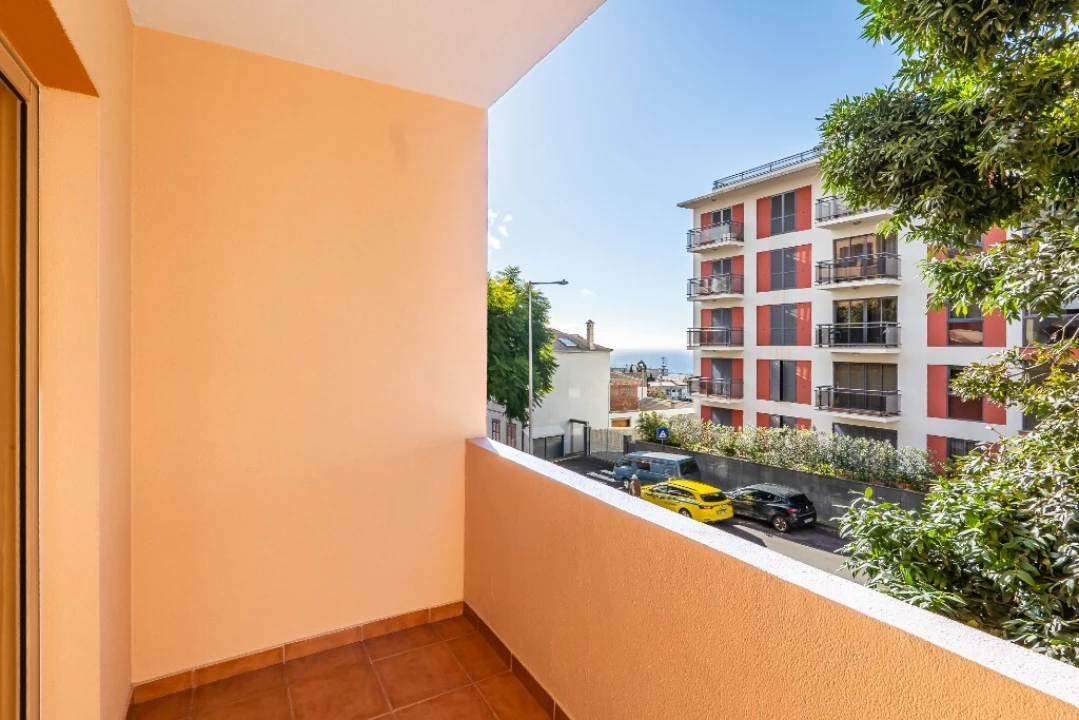 Apartamento T1 para Venda em Santo Antonio Foto 12