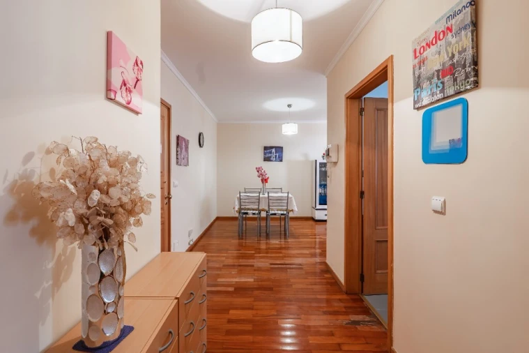 Apartamento T1 para Venda em Santo Antonio Foto 11