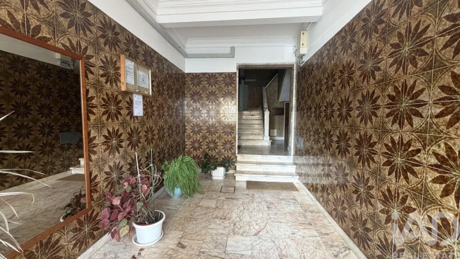 Apartamento T2 para Venda em Oeiras e São Julião da Barra, Paço de Arcos e Caxias Foto 28