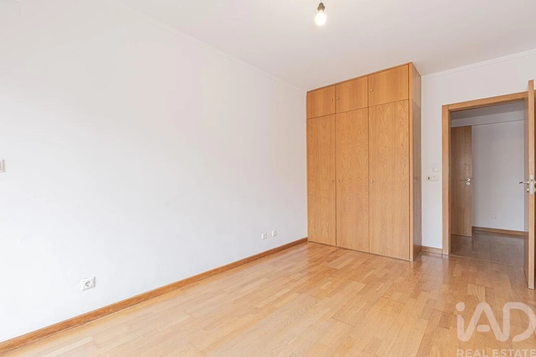 Apartamento T3 para Venda em Seixal, Arrentela e Aldeia de Paio Pires Foto 26