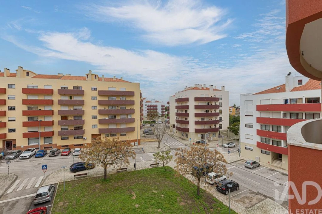 Apartamento T3 para Venda em Seixal, Arrentela e Aldeia de Paio Pires Foto 13
