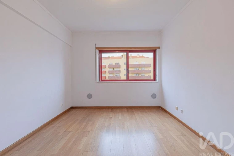 Apartamento T3 para Venda em Seixal, Arrentela e Aldeia de Paio Pires Foto 22