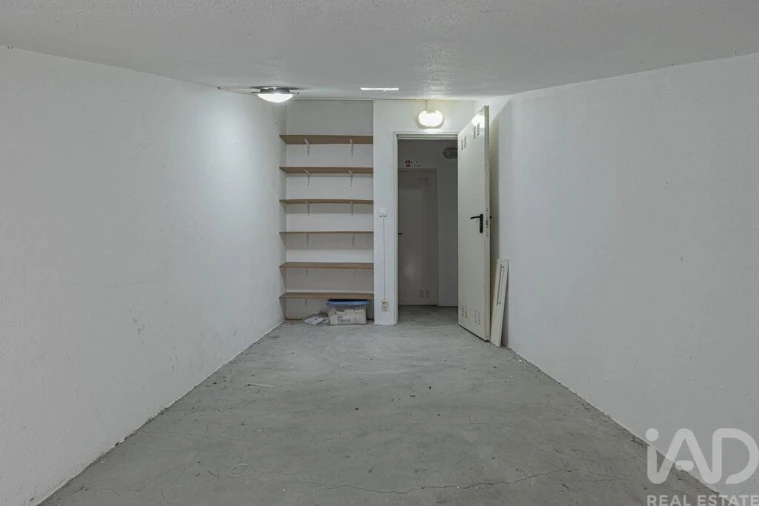 Apartamento T3 para Venda em Seixal, Arrentela e Aldeia de Paio Pires Foto 31