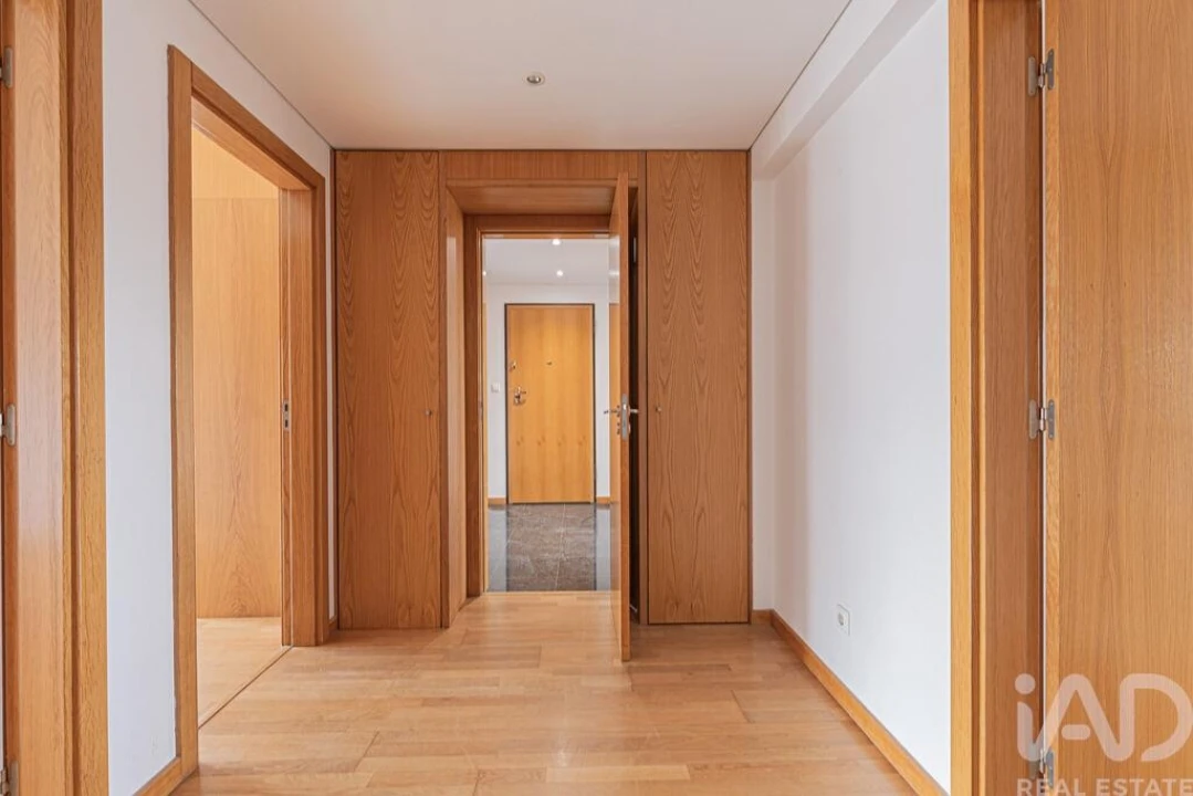 Apartamento T3 para Venda em Seixal, Arrentela e Aldeia de Paio Pires Foto 10