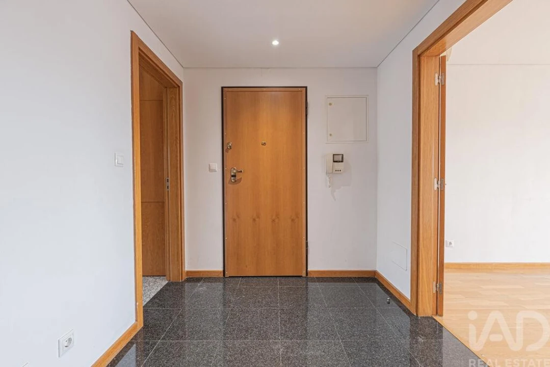 Apartamento T3 para Venda em Seixal, Arrentela e Aldeia de Paio Pires Foto 9