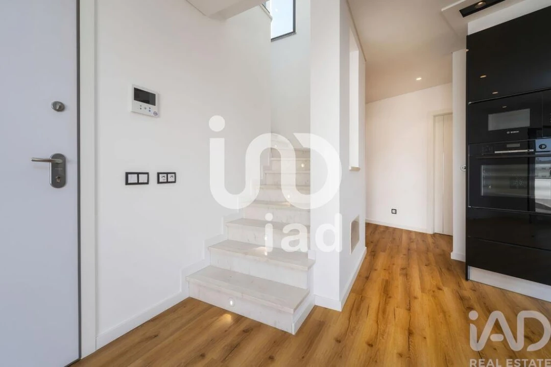 Apartamento T3 para Venda em Faro (Sé e São Pedro) Foto 5