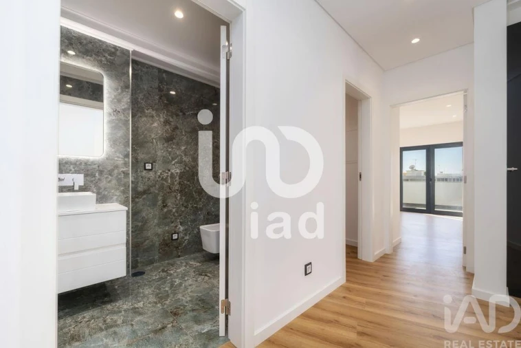 Apartamento T3 para Venda em Faro (Sé e São Pedro) Foto 8