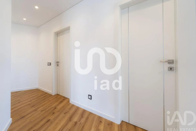 Apartamento T3 para Venda em Faro (Sé e São Pedro) Foto 15