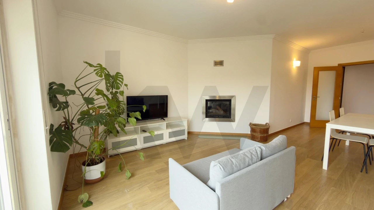 Apartamento T3 para Arrendamento em Ericeira Foto 4