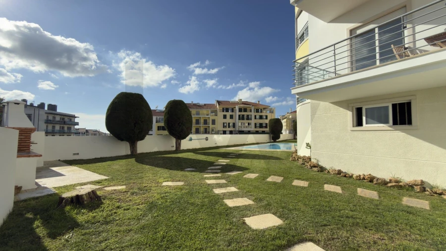 Apartamento T3 para Arrendamento em Ericeira Foto 25
