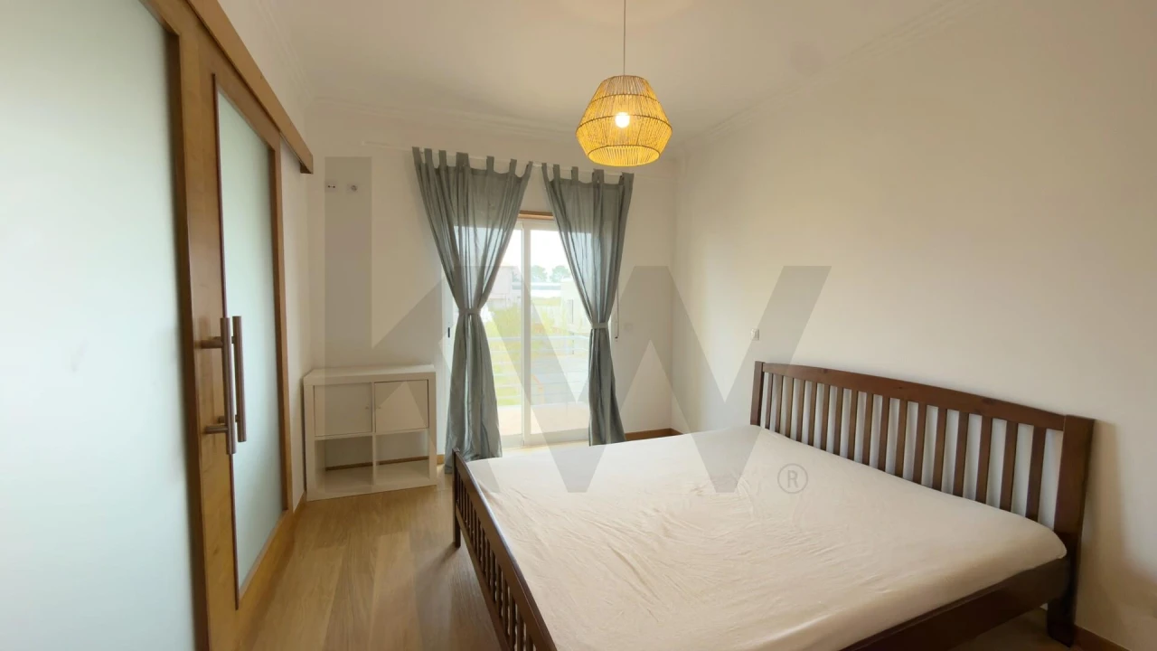 Apartamento T3 para Arrendamento em Ericeira Foto 10