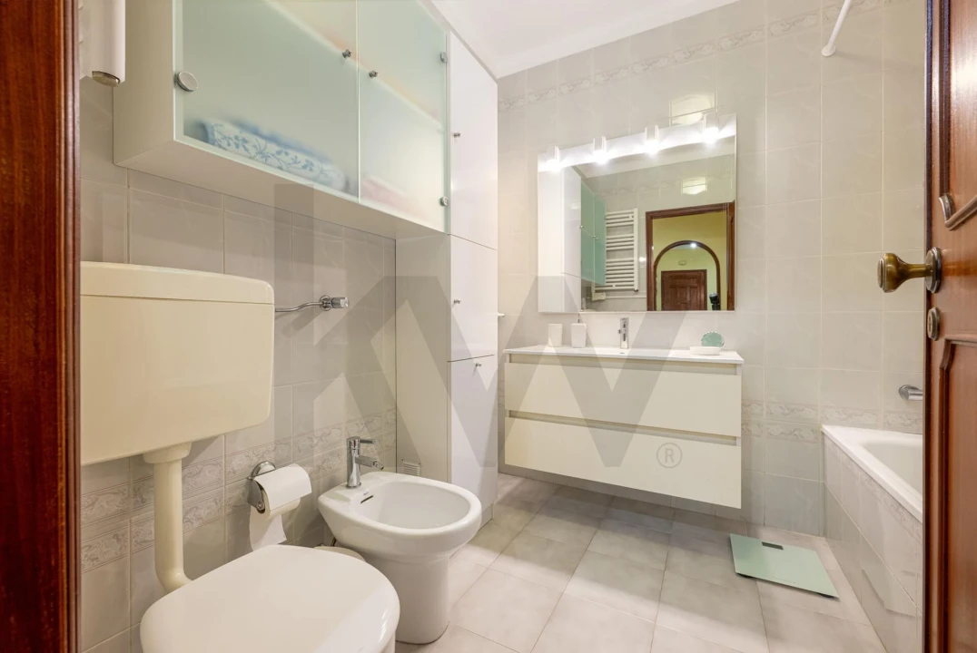 Apartamento T1 para Arrendamento em Alcabideche Foto 16