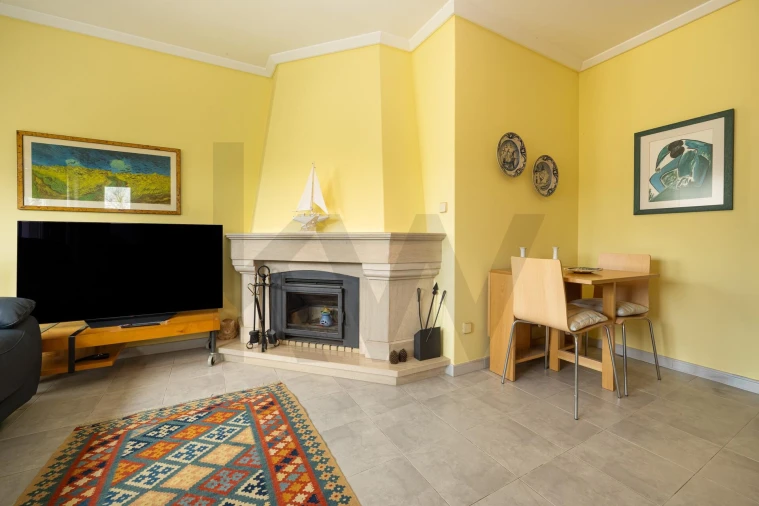 Apartamento T1 para Arrendamento em Alcabideche Foto 5