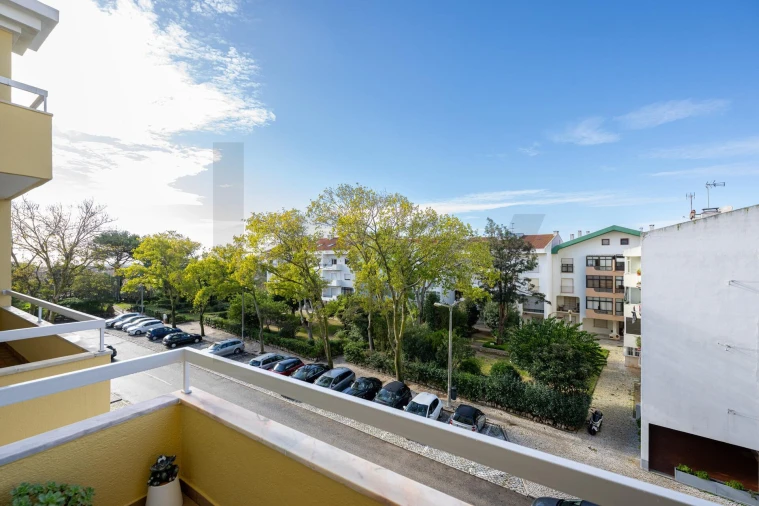 Apartamento T1 para Arrendamento em Alcabideche Foto 2