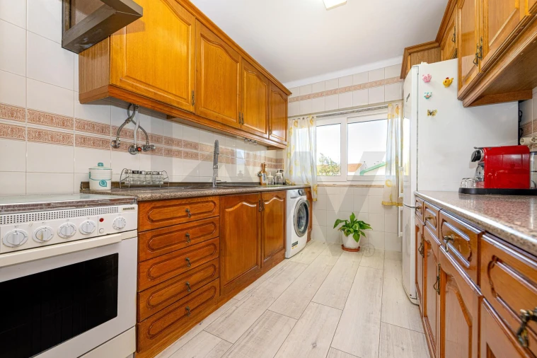 Apartamento T1 para Arrendamento em Alcabideche Foto 15