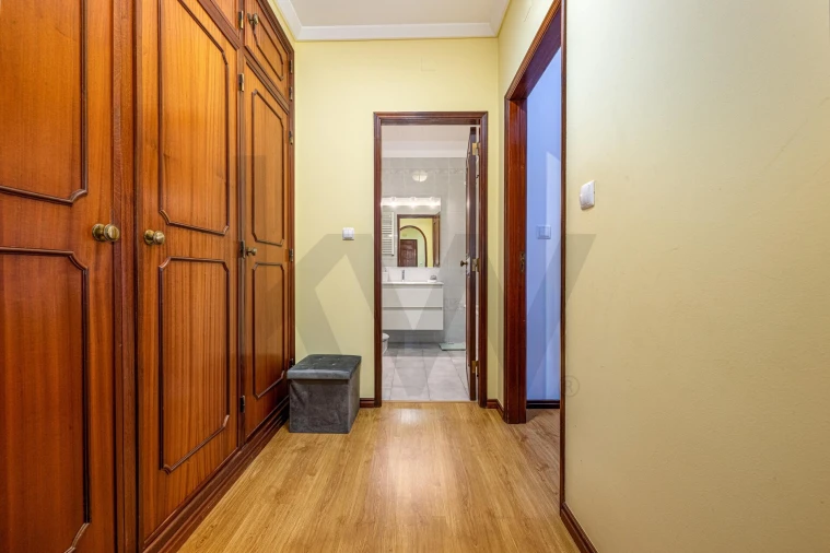 Apartamento T1 para Arrendamento em Alcabideche Foto 11