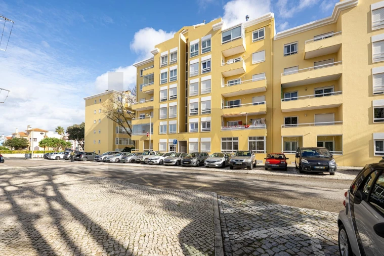 Apartamento T1 para Arrendamento em Alcabideche Foto 19