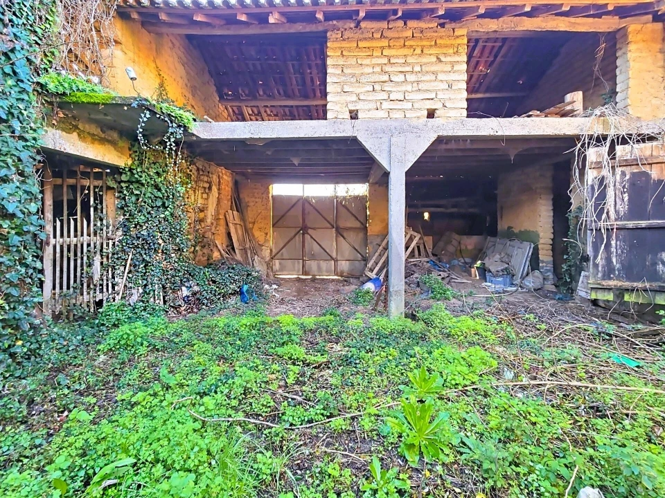 Moradia T4 para Venda em São João de Loure e Frossos Foto 6